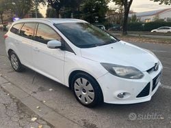 Bianco Usata 2011 Ford Focus Titanium Station wagon | 2900 € (Buon prezzo)