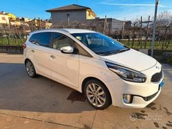 Bianco Usata 2013 Kia Carens Monovolume | 6400 € (Buon prezzo)