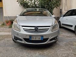 Grigio Usata 2009 Opel Corsa Tre volumi | 1000 €