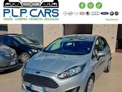 Grigio Usata 2015 Ford Fiesta Titanium Due volumi | 5300 € (Buon prezzo)