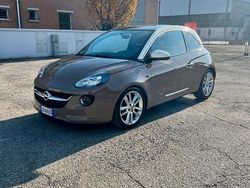 Usata 2014 Opel Adam Due volumi | 6690 € (Buon prezzo)