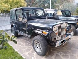 Usata 1989 Jeep Wrangler Laredo SUV | 12.000 €