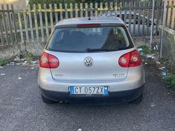 Usata 2005 VW Golf IV Sportline Tre volumi | 1300 €