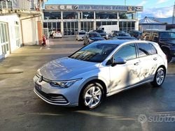 Usata 2020 VW Golf VII Life Tre volumi | 18.900 € (Buon prezzo)