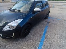 Nero Usata 2014 Suzuki Swift Due volumi | 6990 € (Cara)