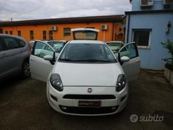Bianco Usata 2013 Fiat Punto Easy Tre volumi | 4400 € (Buon prezzo)