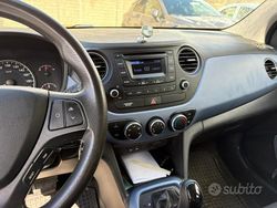 Bianco Usata 2014 Hyundai i10 Due volumi | 3999 € (Buon prezzo)