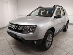 Grigio Usata 2016 Dacia Duster Lauréate SUV | 10.990 € (Cara)