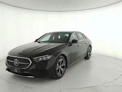 Nero Usata 2024 Mercedes E220 Advanced Tre volumi | 54.900 € (Ottimo prezzo)
