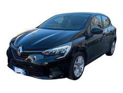 Nero Usata 2022 Renault Clio V Equilibre Tre volumi | 7900 €