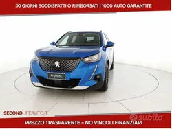 Blu Usata 2021 Peugeot 2008 Allure SUV | 17.900 € (Buon prezzo)