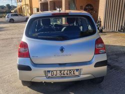 Argento Usata 2007 Renault Twingo Due volumi | 2700 € (Buon prezzo)