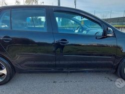 Nero Usata 2007 VW Golf Plus Comfortline Monovolume | 2900 € (Cara)