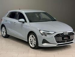 Blu/azzurro Usata 2025 Audi A3 Advanced Plus Tre volumi | 34.990 € (Buon prezzo)