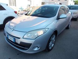 Argento Usata 2009 Renault Mégane III Dynamique Tre volumi | 5800 € (Molto cara)