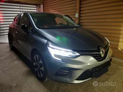 Usata 2023 Renault Clio V Evolution Due volumi | 17.000 € (Buon prezzo)