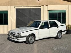 Bianco Usata 1991 Alfa Romeo 75 Tre volumi | 20.800 €