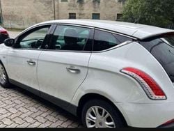 Bianco Usata 2012 Lancia Delta Due volumi | 3500 €