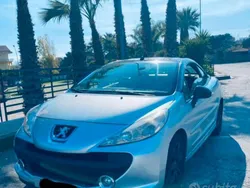 Usata 2007 Peugeot 207 CC Cabrio | 2500 € (Super prezzo)