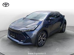 Grigio Nuova 2025 Toyota C-HR Lounge SUV | 35.000 € (Molto cara)