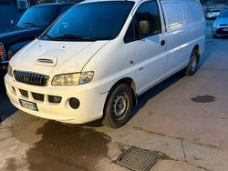 Bianco Usata 2005 Hyundai H-1 Furgone | 3000 €
