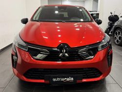 Rosso metallizzato Usata 2024 Mitsubishi Colt Invite Tre volumi | 17.490 € (Molto cara)