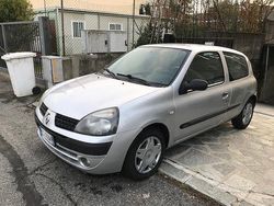 Other Usata 2005 Renault Clio II Dynamique Tre volumi | 1500 € (Super prezzo)