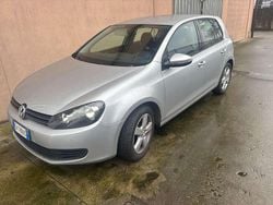 Argento Usata 2010 VW Golf VI Due volumi | 2500 € (Super prezzo)