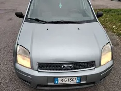 Usata 2006 Ford Fusion Collection Monovolume | 1500 € (Ottimo prezzo)