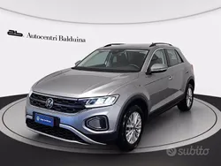 Pyrit silver met Usata 2023 VW T-Roc Life SUV | 22.500 € (Buon prezzo)