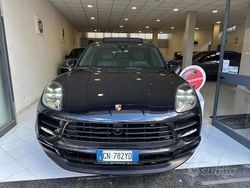 Nero Usata 2019 Porsche Macan SUV | 43.490 € (Cara)