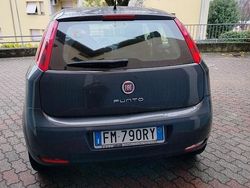 Grigio Usata 2018 Fiat Grande Punto Due volumi | 7000 € (Molto cara)