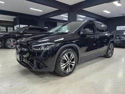 Nero Usata 2023 Mercedes 200 Advanced SUV | 34.500 €