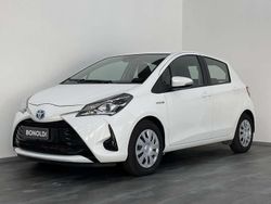 Bianco Usata 2019 Toyota Yaris Hybrid Cool Tre volumi | 14.700 € (Buon prezzo)