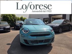Azzurro cielo d'italia pastello Usata 2024 Fiat 600 SUV | 21.900 € (Buon prezzo)