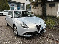 Usata 2016 Alfa Romeo Giulietta Super Tre volumi | 8700 € (Buon prezzo)
