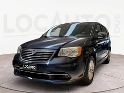 Nero Usata 2013 Lancia Voyager Gold Monovolume | 11.990 € (Buon prezzo)