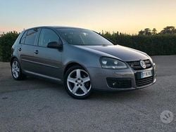 Grigio Usata 2008 VW Golf V Tre volumi | 4900 € (Buon prezzo)