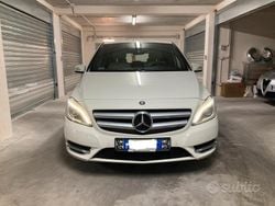 Bianco Usata 2013 Mercedes B200 Monovolume | 8500 €