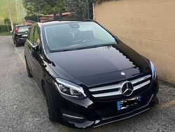 Usata 2017 Mercedes B180 Premium Monovolume | 15.000 € (Cara)