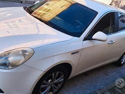 Bianco Usata 2013 Alfa Romeo Giulietta Tre volumi | 4500 € (Cara)