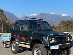 Verde Usata 2002 Suzuki Samurai SUV | 5900 € (Ottimo prezzo)