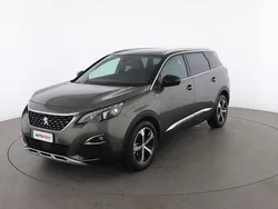 Grigio Usata 2017 Peugeot 5008 GT-line Monovolume | 17.699 € (Buon prezzo)