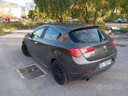 Grigio Usata 2010 Alfa Romeo Giulietta Due volumi | 5799 € (Buon prezzo)