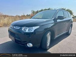 Nero Usata 2015 Mitsubishi Outlander Intense SUV | 9990 € (Super prezzo)