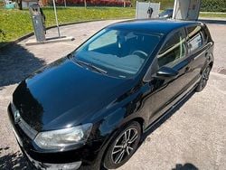 Nero Usata 2012 VW Polo Tre volumi | 6700 € (Cara)