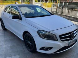 Bianco Usata 2014 Mercedes A180 Executive Tre volumi | 10.500 € (Cara)