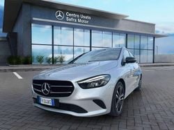 Argento Usata 2019 Mercedes B180 Night Monovolume | 22.900 € (Cara)