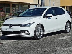 Bianco Usata 2020 VW Golf VII Life Due volumi | 20.900 € (Buon prezzo)