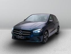 Blu Usata 2019 Mercedes 180 Tre volumi | 22.500 €
